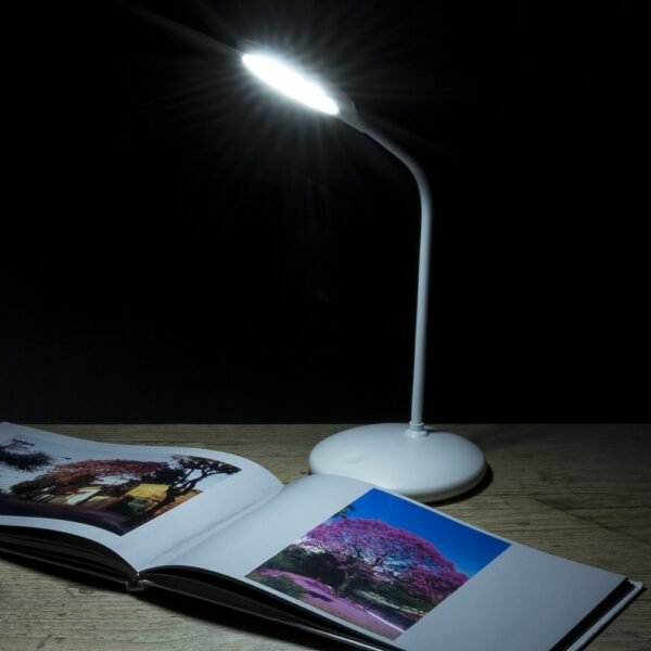 Luminaria de Mesa 12 Leds Flexivel 1675d1 1480447852